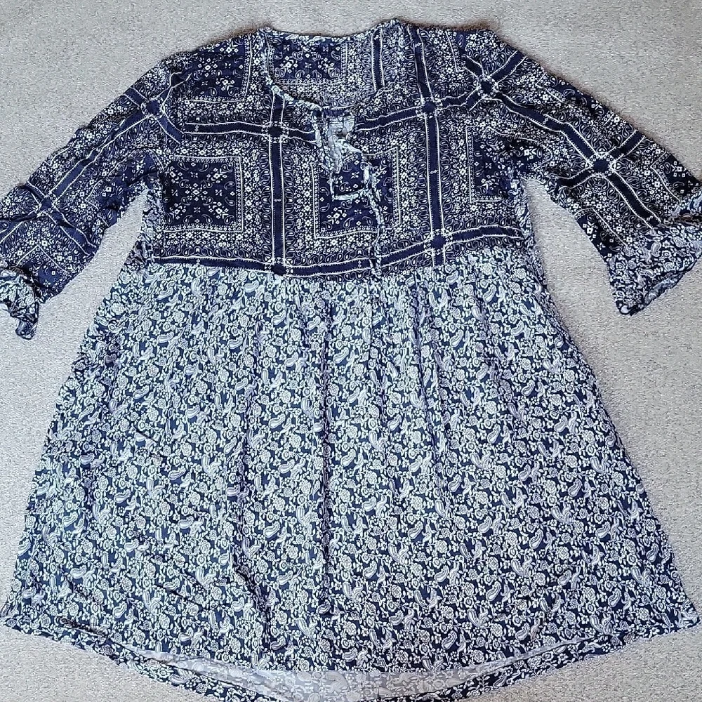Suzanne Betro Boho Tyle Navy and White Floral Patterned Dress Size XL - Picture 4 of 10